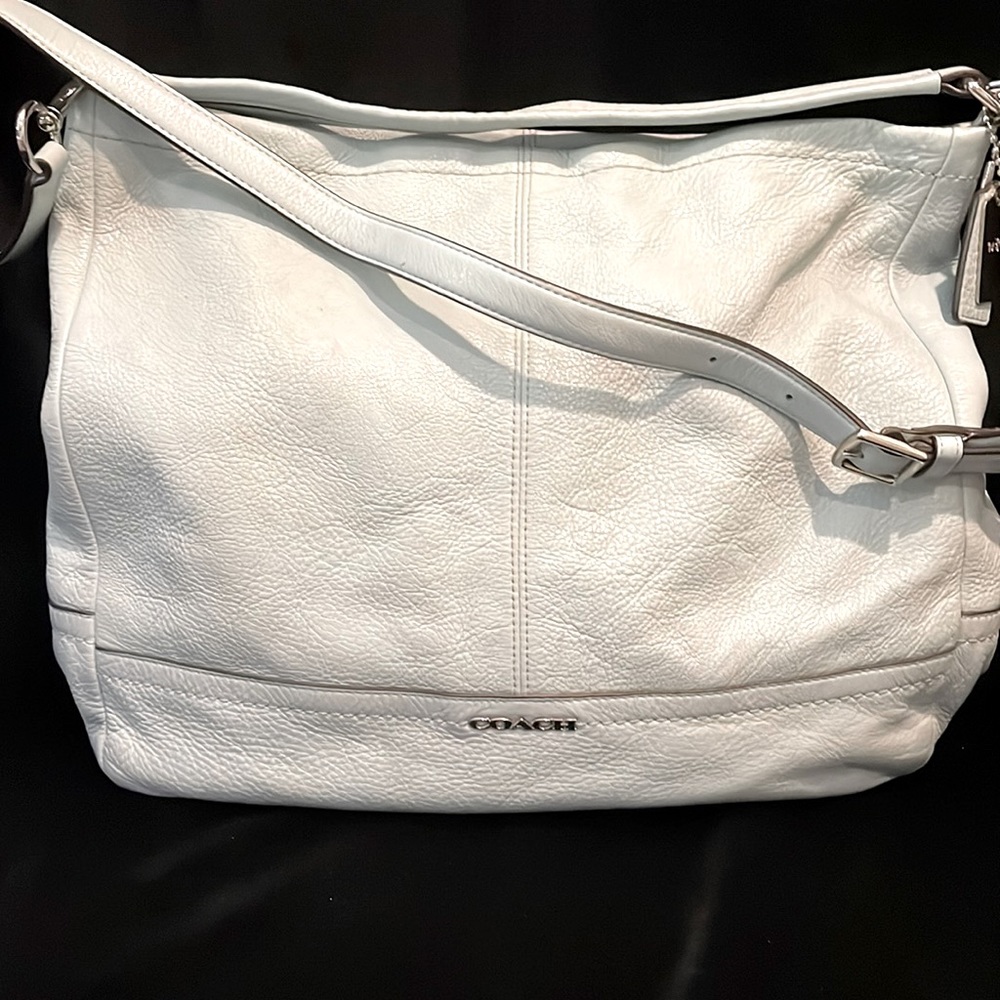 COACH BABY BLUE LEATHER LARGE HANDBAG / BAG / POCKETBOOK - CHROME ACCENTS !